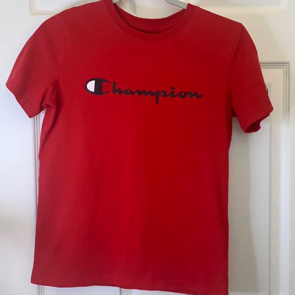 Champion t-shirt. Size XL youth